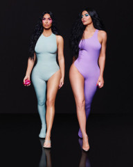 Kylie Jenner & Kim Kardashian for KKW Fragrance // 2019 фото №1212421