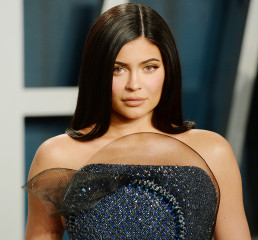 Kylie Jenner - Vanity Fair Oscar Party, Los Angeles // February 9, 2020 фото №1272898