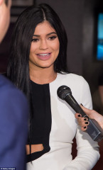 Kylie Jenner фото №853872
