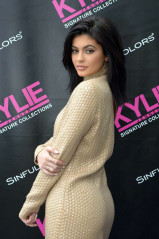 Kylie Jenner фото №872173