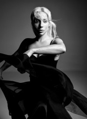 Lady Gaga for Dom Pérignon The Labor of Creation 2023 campaign by Mario Sorrenti фото №1372995