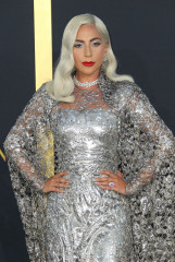 Lady Gaga – “A Star Is Born” Premiere in Los Angeles фото №1104346