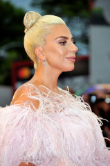 Lady Gaga – “A Star is Born” Red Carpet at Venice Film Festival фото №1097700
