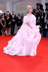 Lady Gaga – “A Star is Born” Red Carpet at Venice Film Festival фото №1097707