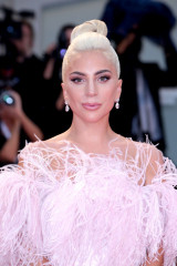 Lady Gaga – “A Star is Born” Red Carpet at Venice Film Festival фото №1097690