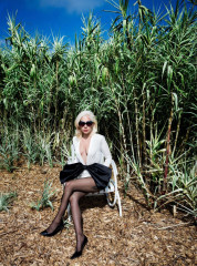 Lady Gaga in Vogue Magazine, October 2018  фото №1100450