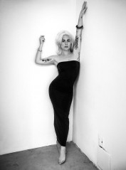 Lady Gaga in Vogue Magazine, October 2018  фото №1100452