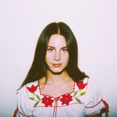 Lana Del Rey for NME Magazine July 2017 by NEIL KRUG фото №984062