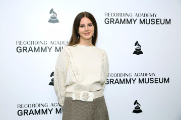 Lana Del Rey - Grammy Museum in Los Angeles 10/13/2019 фото №1227390