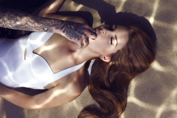 Lana Del Rey by Nicole Nodland for Music Video 'Blue Jeans' (2012) фото №1308473