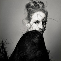 Lana Del Rey – Vogue Italia November 2024 фото №1405825