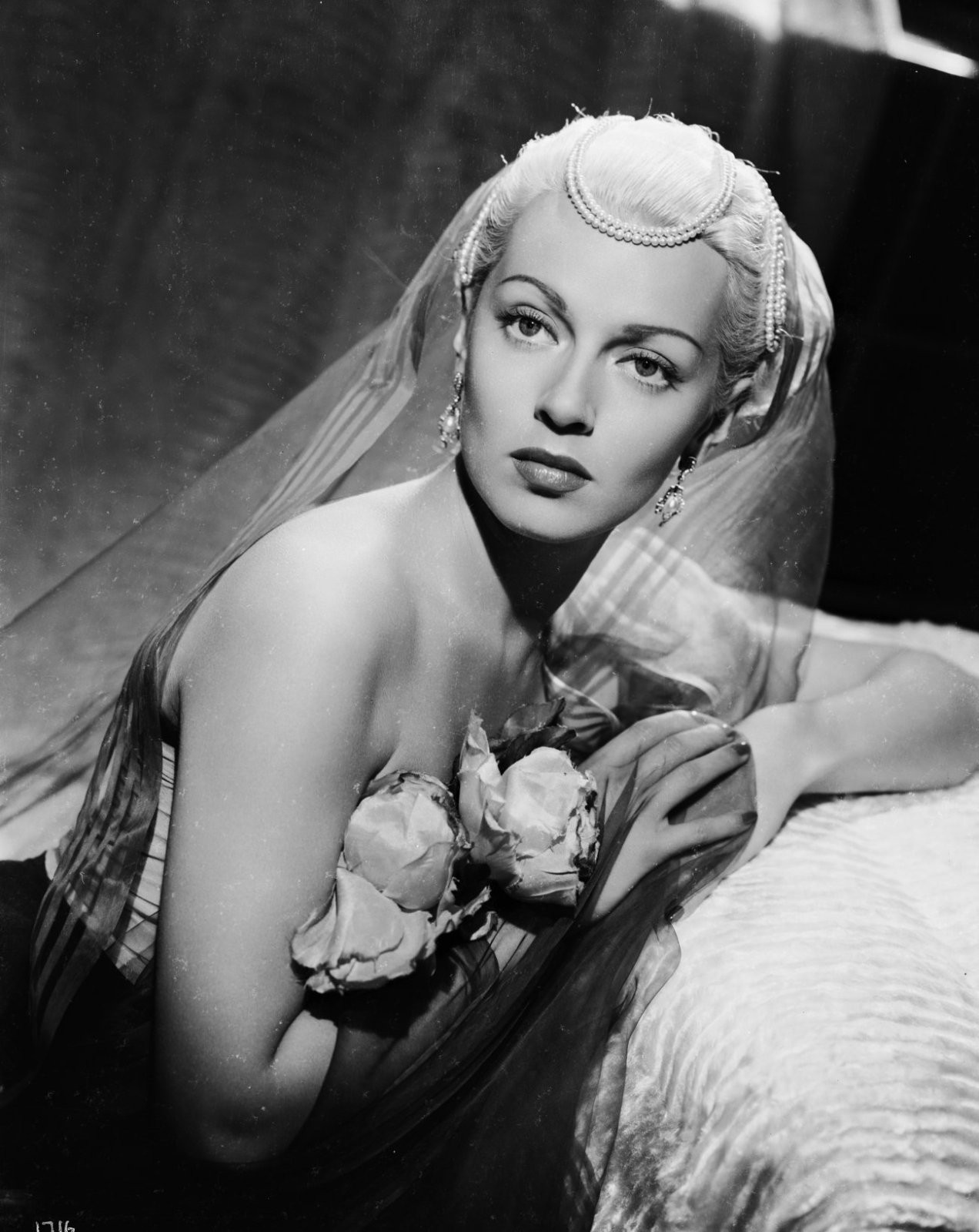 Лана Тернер (Lana Turner)