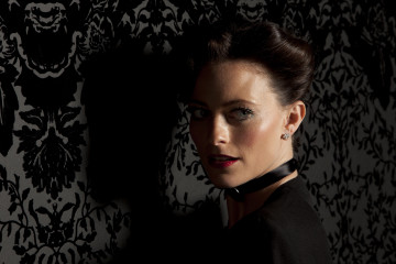 Lara Pulver - Sherlock (2012) фото №1235263