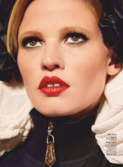 Lara Stone – InStyle US March 2019 фото №1144508