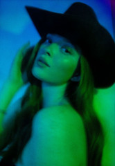 LARSEN THOMPSON for Love Magazine Facetime Photoshoot, May 2020 фото №1258885