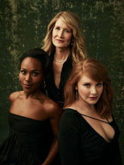 Bryce Dallas Howard &amp; Laura Dern фото №1368043