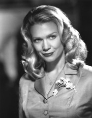 Laurie Holden фото №450080