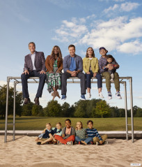 Leighton Meester - 'Single Parents' Season 2 Promotional (2019) фото №1226421