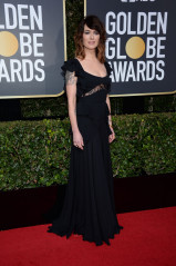 Lena Headey – Golden Globe Awards 2018 in Beverly Hills фото №1028708