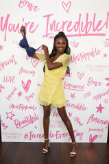 Le﻿omie Anderson Launches The New 'Incredible By ﻿Victoria's Secret' Bra Collect фото №1186334
