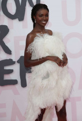 Leomie Anderson – “Fashion For Relief” Charity Gala in Cannes фото №1172106