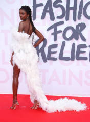 Leomie Anderson – “Fashion For Relief” Charity Gala in Cannes фото №1172111