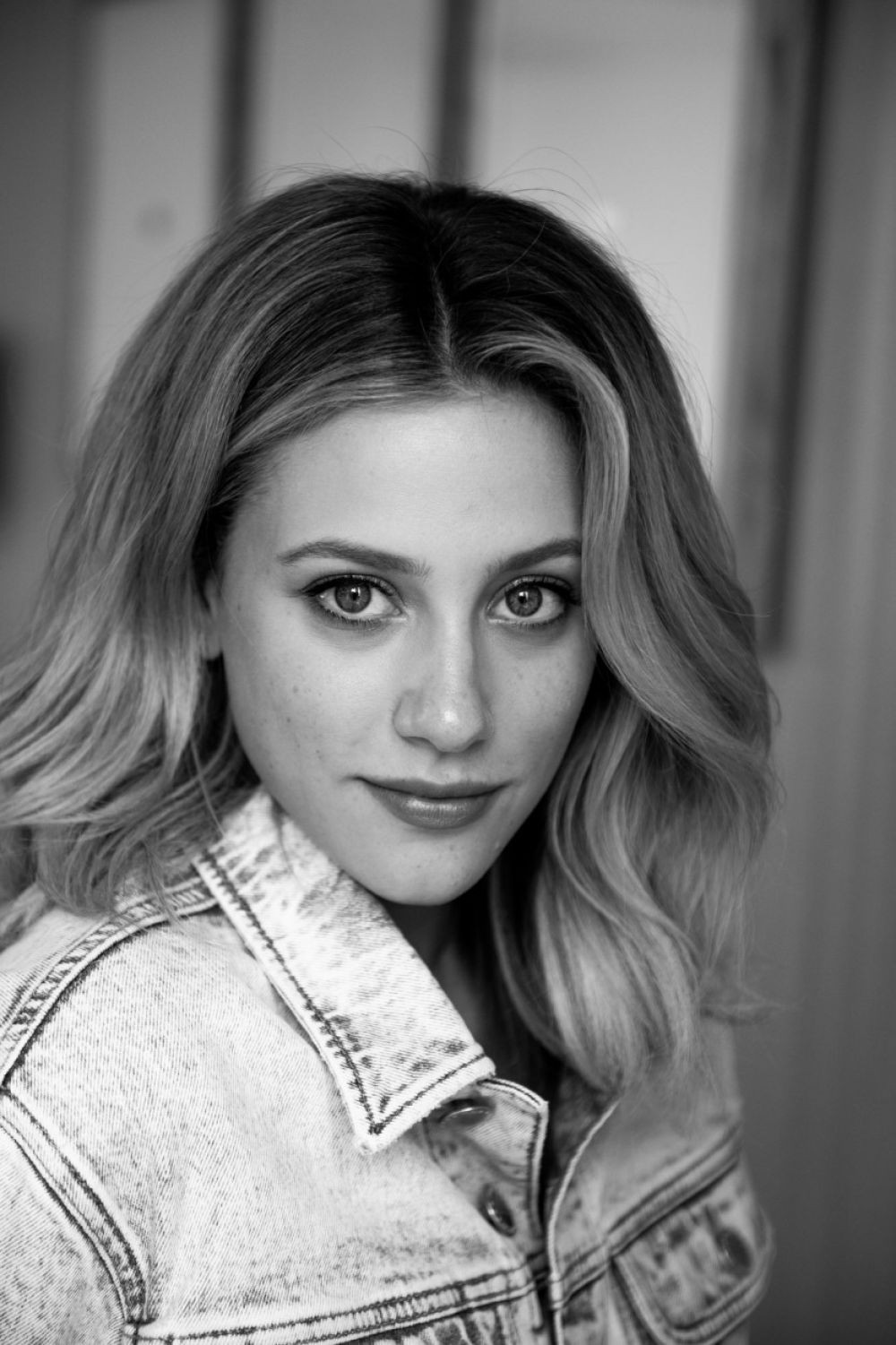 Лили Рейнхарт (Lili Reinhart)