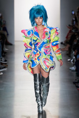 Jeremy Scott Spring/Summer 2020 Fashion Show in New York  фото №1224784