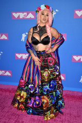 Lily Barrios – 2018 MTV Video Music Awards фото №1094682