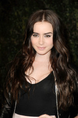 Lily Collins фото №492760