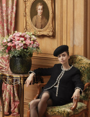 Lily Collins - Harper's Bazaar UK (March 2023) фото №1365532
