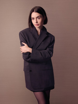 Lily Collins for Calvin Klein Spring 2025 фото №1415159
