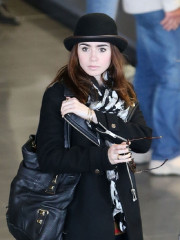 Lily Collins фото №614876