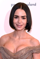 Lily Collins – at The Devil Wears Prada the Musical Premiere 2024 фото №1408225