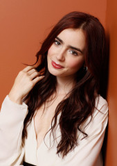 Lily Collins фото №671851