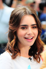 Lily Collins фото №674629