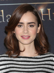 Lily Collins фото №674632