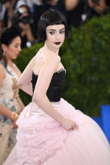 Lily Collins at MET Costume Institute Gala in New York  фото №961462