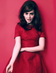 Lily Collins фото №700191