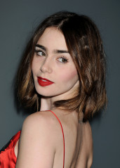 Lily Collins фото №678098