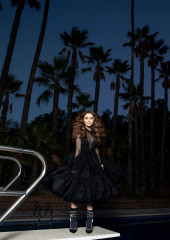 Lily Collins by Max Hemphill for InStyle // January 2021 фото №1284469