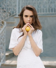Lily Collins by Chuck Grant for S/magazine (Winter 2022) фото №1320962