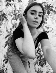 Lily Collins by Emily Soto for CR Fashion Book // October 2020 фото №1277751