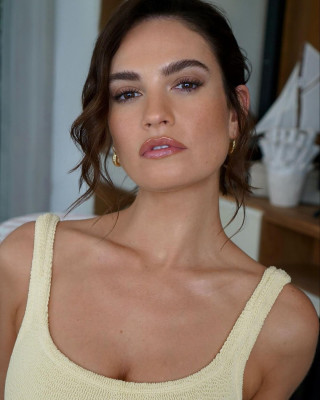 Lily James - 01/28/2024 фото №1387061