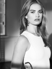 Lily James фото №796085