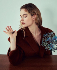 Lily James – Photoshoot for Modern Weekly, August 2018 фото №1131827