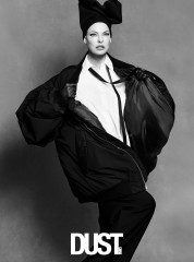 Linda Evangelista for Dust Magazine China 2024 фото №1409538
