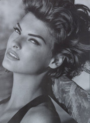 Linda Evangelista фото