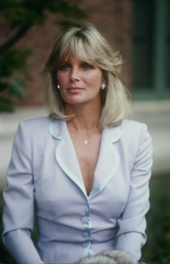Linda Evans - Dynasty (1981) фото №1078481