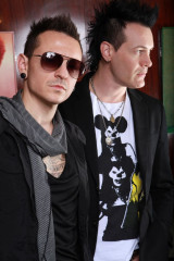 Linkin Park - Chester Bennington Photoshoot 10/05/2009 фото №1283621